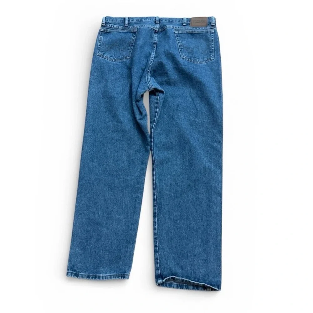 Wrangler Denim Jeans Men's 42x32 Blue Light Wash Regular Fit Straight Leg
